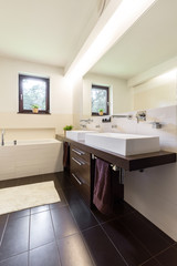 Fototapeta na wymiar Comfortable and simple bathroom design