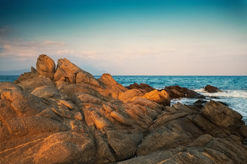 Fototapeta na wymiar Beautiful shore and rocks in Greece