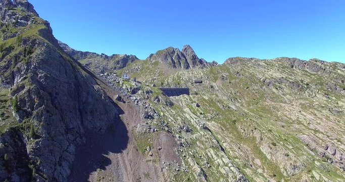 Aerial 4k - Valgerola - Valtellina (IT) - Vista aerea della Diga di Inferno