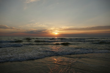 Fototapeta premium Sonnenuntergang an der kurischen Nehrung 