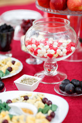 wedding tabel with candy sweets bar