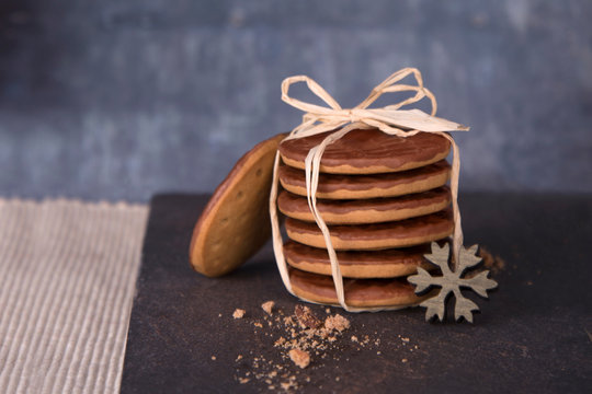 Knusprige Kekse als Geschenk verpackt