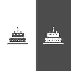 Icono de una tarta de cumpleaños sobre fondos blanco y negro