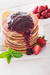 pancakes and strawberries