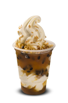 Sundae with syrup and passion fruit flavor