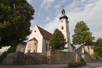 Fototapeta na wymiar Церковь. Герерсдорф. Австрия
