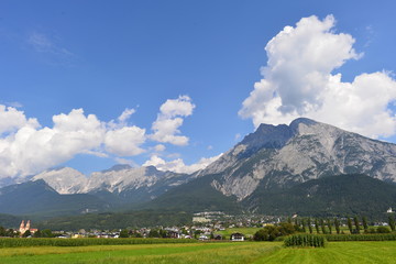 Fototapeta na wymiar Zugspitzmassiv Tirol Österreich