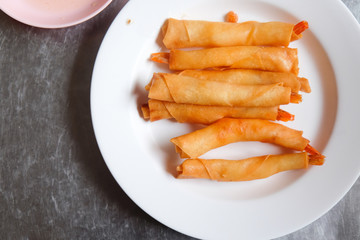 deep fried shrimp in wonton wrapper