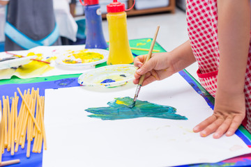 Hands of painting
