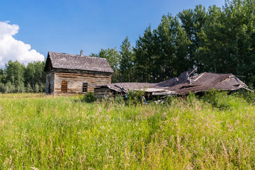 Fototapeta na wymiar Old church at Indian Cabin, Alberta, Canada