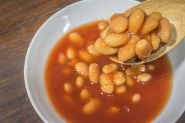 Navy bean tomato sauce