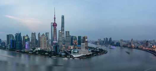 Fototapeta na wymiar Spectacular views of the Bund,shanghai,china.