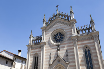 Case e Duomo, Valvasone