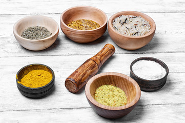 Fototapeta na wymiar Spices in wooden bowl