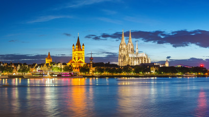 Fototapeta na wymiar Cologne panorama city skyline, Germany