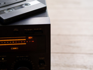 テープデッキ上のカセットテープ