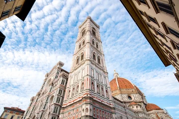 Fotobehang Famous Santa Maria del Fiore cathedral church in Florence. View from below © rh2010