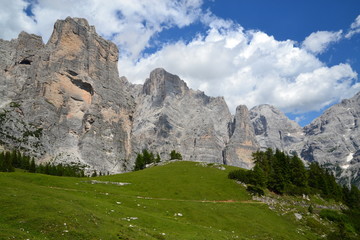 Fototapeta na wymiar Dolomiti del Cadore - Monte Civetta