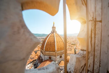 Fototapete Florenz Blick durch die gotische Rosette auf den Dom in Florenz
