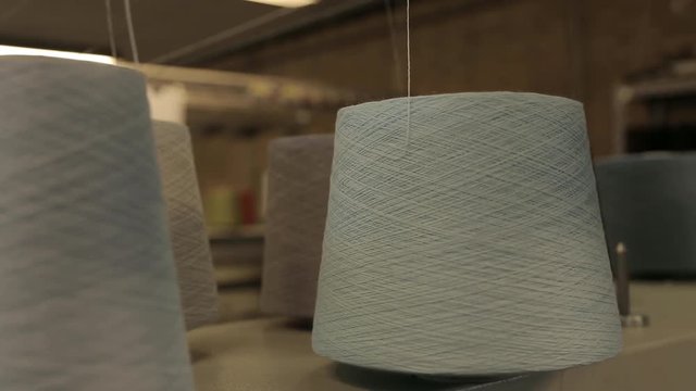 Knitting machine yarn