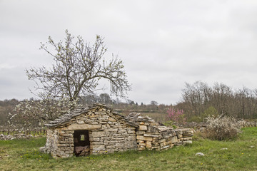 Steinh&uuml;tte in Istrien