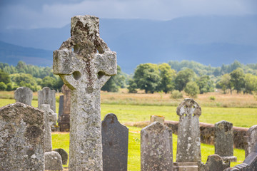 Schottischer Friedhof in den Highlands