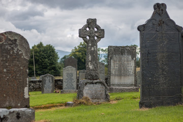 Fototapeta na wymiar Schottischer Friedhof in den Highlands