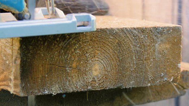 Electric jig saw, sawing board