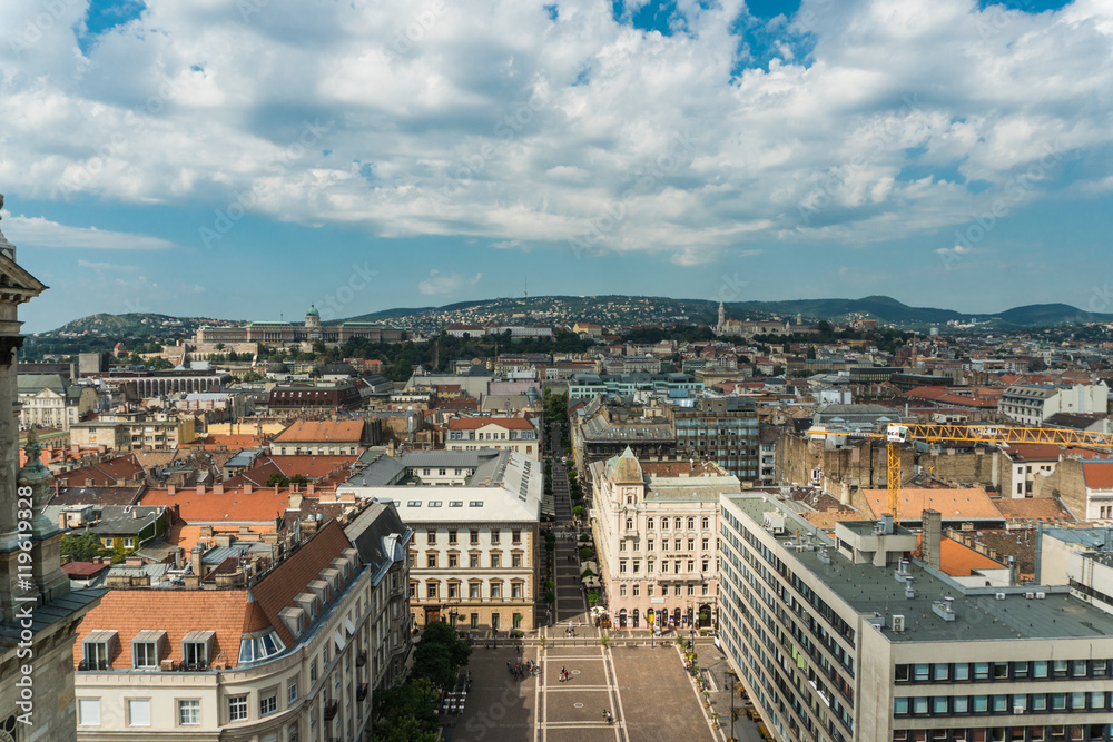 Wall mural budapest, hungary - 15 august 2016. view of capital arhitect