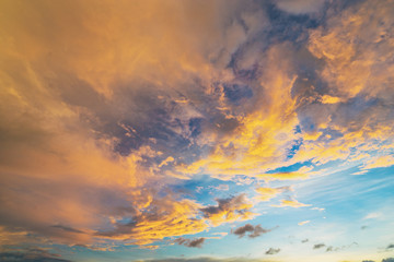 Fototapeta na wymiar Beautiful colorful cloudy sky background.
