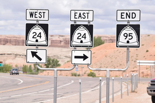 Die Not der Orientierung. Schilderwald auf dem Land. Im S&uuml;dwesten der USA.