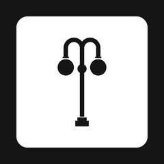 Light pole icon in simple style on a white background