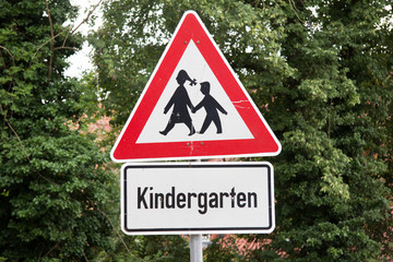 Verkehrszeichen Kindergarten