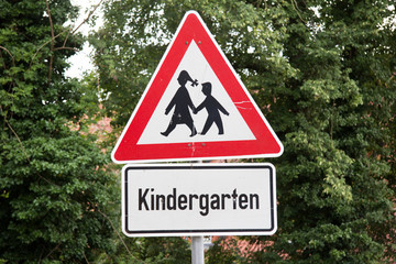 Verkehrszeichen Kindergarten