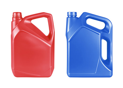 red and blue gallon canister with engine oil isolated on white b