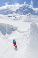 Abenteuer-Skifahren im Gletscherbereich bei Zermatt
