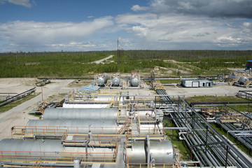 Oil refinery plant