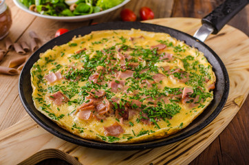 Ham and egg omelette