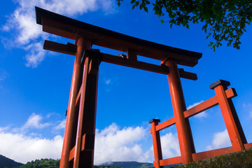 箱根神社の赤鳥居