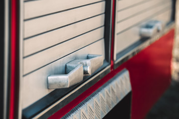 Handle fire engine compartments.