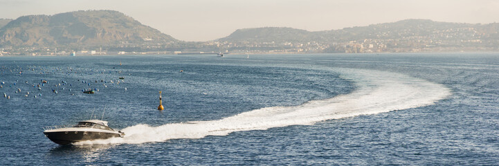 powerboat racing offshore crossing the buoys © ief6599