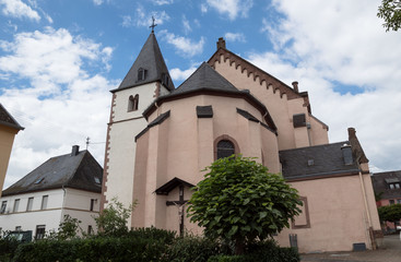 Fototapeta na wymiar Kirche in Wadrill