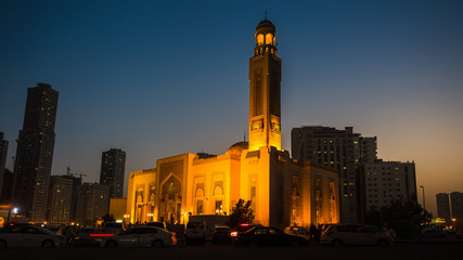 Fototapeta na wymiar Al Noor Mosque in Sharjah at night