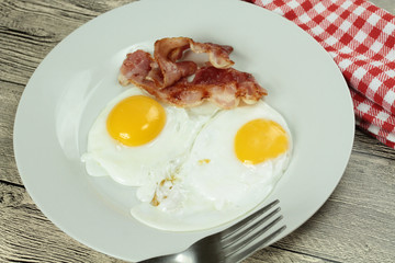 oeufs/bacon 03092016