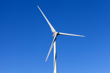 Fototapeta premium Wind turbine spinning 
