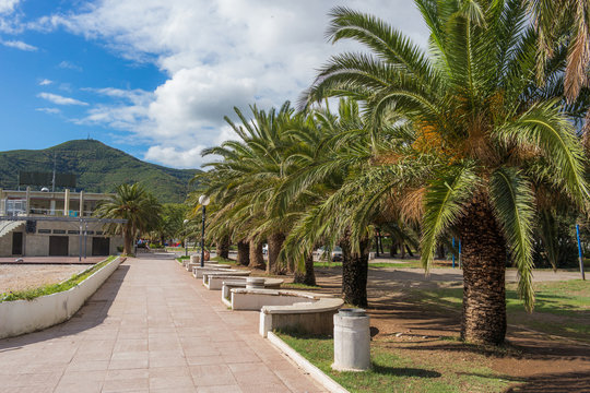 Fototapeta Promenade alley in Budva, Montenegro