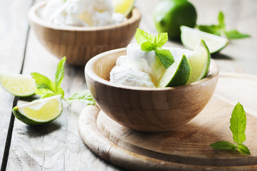Ice cream with fresh berry and mint