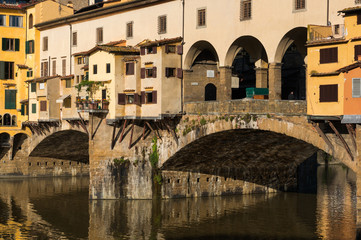 Fototapeta na wymiar Arches of Ponte Vecchio