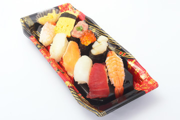 寿司の盛り合わせパック