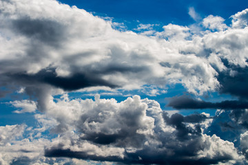 Obraz premium colorful dramatic sky with cloud at sunset